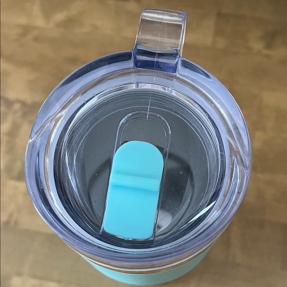 Dunkin' Turquoise Stainless 32 oz Travel Tumbler with Lid - Picture 2 of 5